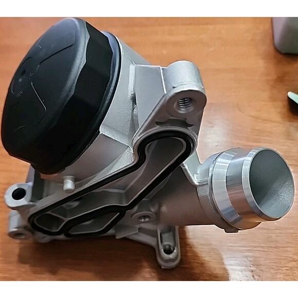 Engine Oil Filter Housing with Oil Cooler Compatible For BMW 420i 428i 640i... - Picture 1 of 4